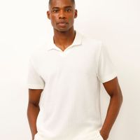 Polo comfort texturizada off white