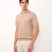 Polo de tricot texturizada bege