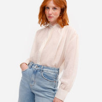 Camisa feminina de viscose com pregas texturizada off white