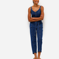 Macacão feminino jeans com amarração azul