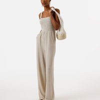 Macacão wide leg feminino texturizado com lastex bege