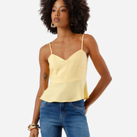 Blusa alça fina feminina com linho e recortes amarela