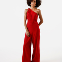 Macacão ombro único feminino com linho vermelho