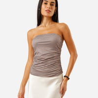 Blusa sem alça feminina franzida xadrez bege