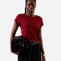 Blusa feminina de viscose com botões vinho