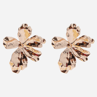 Brinco feminino flor dourado dourado