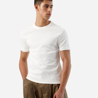 Camiseta slim fit masculina de algodão manga curta canelada off white