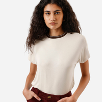 Blusa feminina de viscose manga curta bege