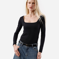 Body feminino de poliamida decote quadrado manga longa preto