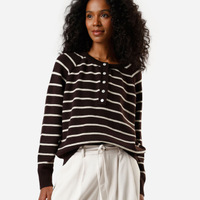 Suéter feminino de tricot listrado marrom