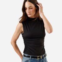 Blusa feminina gola alta franzida preta