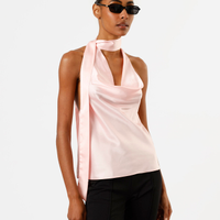 Blusa frente única feminina decote degagê acetinada rosa