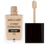 Base líquida wet n wild photo focus matte foundation nude ivory