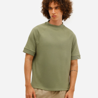 Camiseta slim masculina manga curta raglan verde