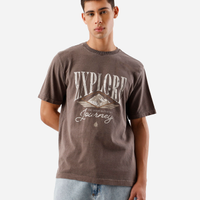 Camiseta masculina de algodão manga curta estampada estonada marrom