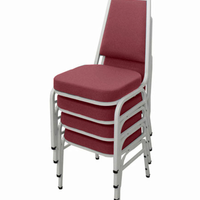 Kit com 4 Cadeiras Empilháveis Linha Hotel Plus Vermelho
