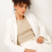 Regata de tricot canelada com lurex dourada