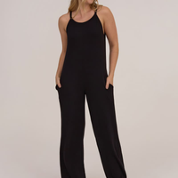 Macacão Básico Regata Moletinho Visco Comfort Preto