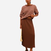 Saia midi feminina plissada marrom