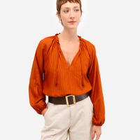 Bata feminina de viscose com lurex listrada laranja