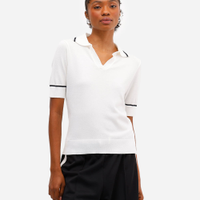Polo feminina de tricot manga curta off white