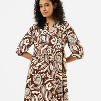 Vestido curto feminino de viscose floral marrom