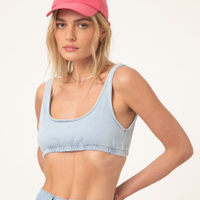 Top cropped jeans alça média azul claro