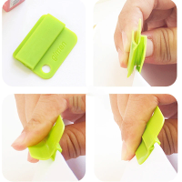 6pcs/set Plastic colored file book cover clips, multi-functional and flexible clips, stationery notebook clips