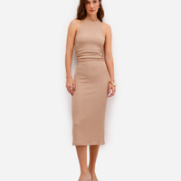 Vestido midi feminino halterneck texturizado bege