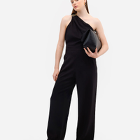Macacão ombro único feminino de viscose preto