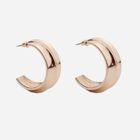 Brinco argola texturizado dourado