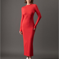 Vestido Feminino Trançador Manga Longa Calvin Klein Jeans - Vermelho Vestido Feminino Trançador Manga Longa Calvin Klein Jeans Vermelho Pp