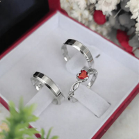 Conjunto Alianças em prata Mod.R5 Italiana 4mm + Anel Love