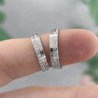 Par Alianças de Prata 925 com 4mm Mod. Mimo com 12 Pedras
