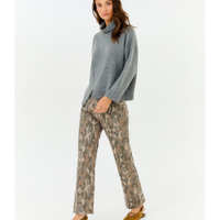 Calça Sarja Relaxed Estampa Camuflado