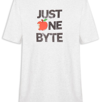 Camiseta Feminina Just One Byte - Cinza