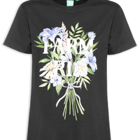 Camiseta Feminina Fit Buquê - Preto
