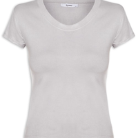 Camiseta Feminina Justa Ao Corpo Manga Curta - Cinza