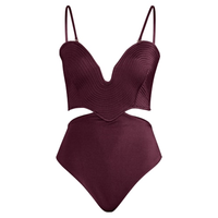 Maiô strapless matelassê orla cabernet