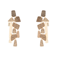 Brinco Feminino Longo Texturizado - Dourado