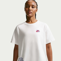 Camiseta Nike Sportswear Classic Boyfriend 32 Feminina