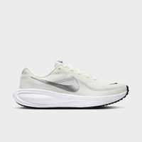 Tênis Feminino Nike Revolution 8