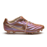Chuteira Campo Nike Tiempo Ligera Pro LE