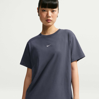 Camiseta Nike Sportswear Classic Oversized Feminina