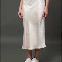 Saia Midi Acetinada Calvin Klein Jeans - Off White Saia Midi Acetinada Calvin Klein Jeans Off White 42