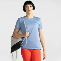 Camiseta Nike Training Dri-FIT - Feminina