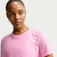Camiseta Feminina Nike Manga Curta Sportswear Club