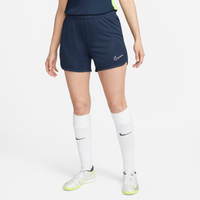 Shorts Nike Dri-FIT Academy Feminino